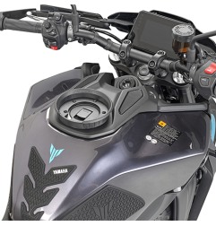 Givi BF90 Flangia per Borse Serbatoio Yamaha MT-09 dal 2024 - Sistema Tanklock