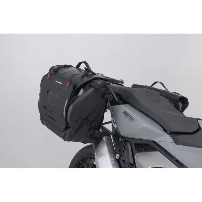 Borse Moto Bisaccia Borse Laterali Laterali per X-ADV 750 per NC 750 NC700  NC700X/NC750X per CBR600RR CBR400 CB1000R Borsa Sella : : Auto e  Moto