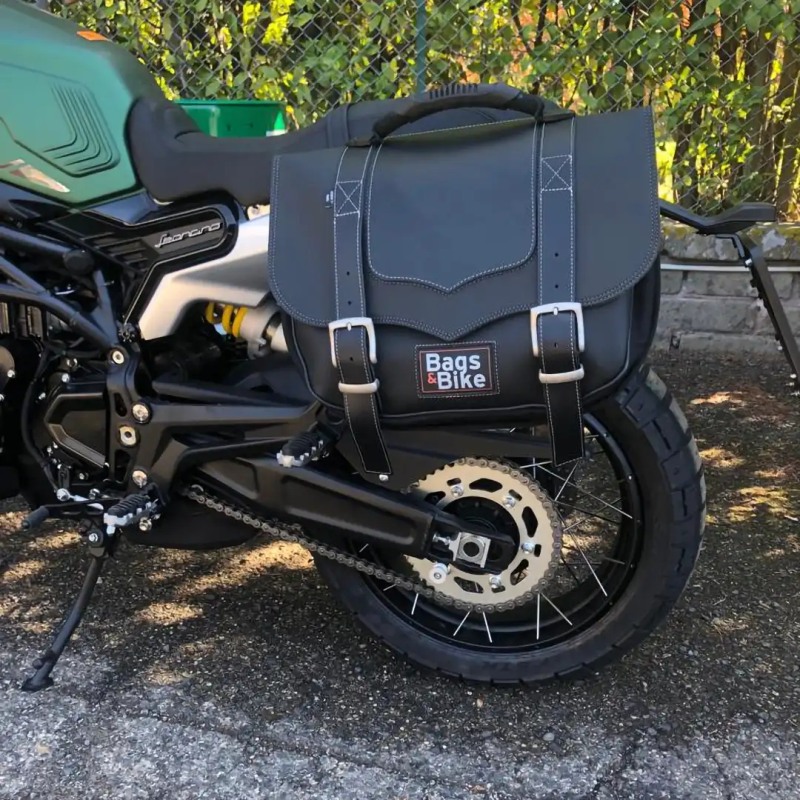 Bags&Bike CLASSIC/N/B/TR Borsa Laterale Modello Classic Nera Per Benelli Leoncino 800 Trail