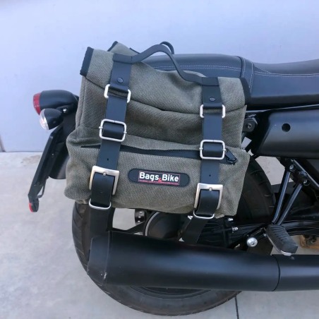 Bags&Bike SAHARA/V7-3 Coppia Di Borse Laterali Modello Sahara In Canvas Verde Per Moto Guzzi V7 III