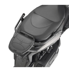 Supporto bauletto Givi SR6126 per scooter Kymco Downtown 350 GT dal 2024